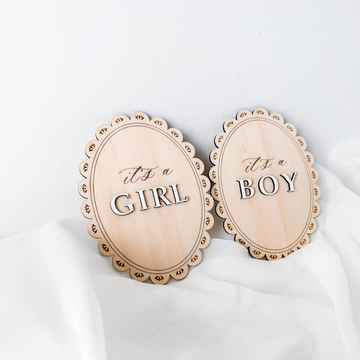 It's a Girl It's a Boy Sign, Wooden Gender Reveal Announcement, Baby Gender Reveal Photo Prop, Pregnancy Announcement, Baby Shower Decor