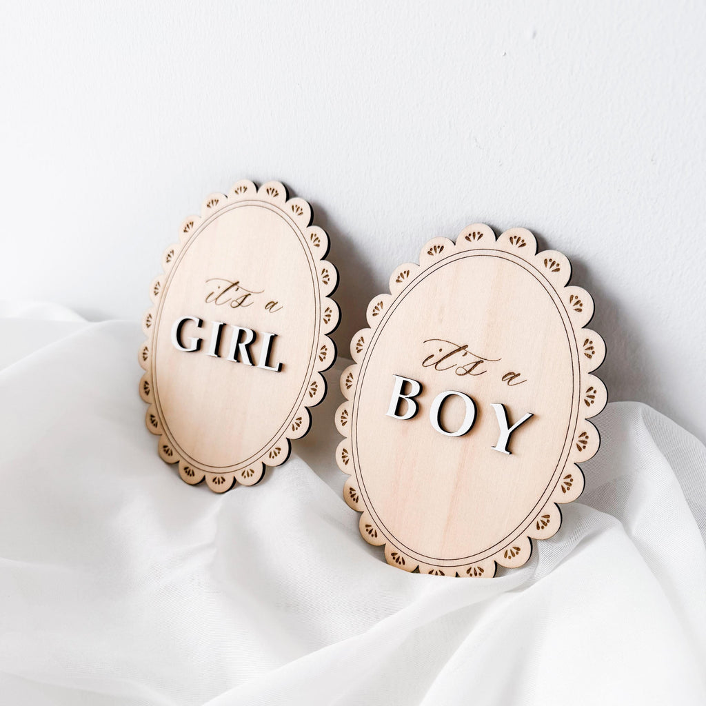 It's a Girl It's a Boy Sign, Wooden Gender Reveal Announcement, Baby Gender Reveal Photo Prop, Pregnancy Announcement, Baby Shower Decor