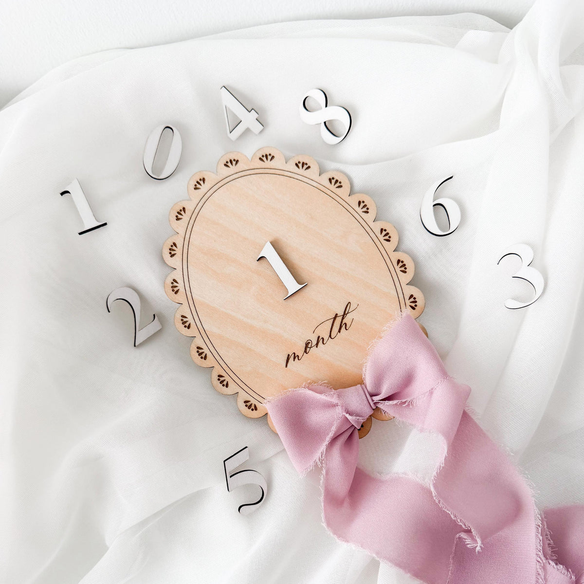 Baby Monthly Milestone Sign, Wooden Milestone Disc with Numbers, Newborn Monthly Photo Prop, Baby Milestone Tracker, Baby Shower Gift
